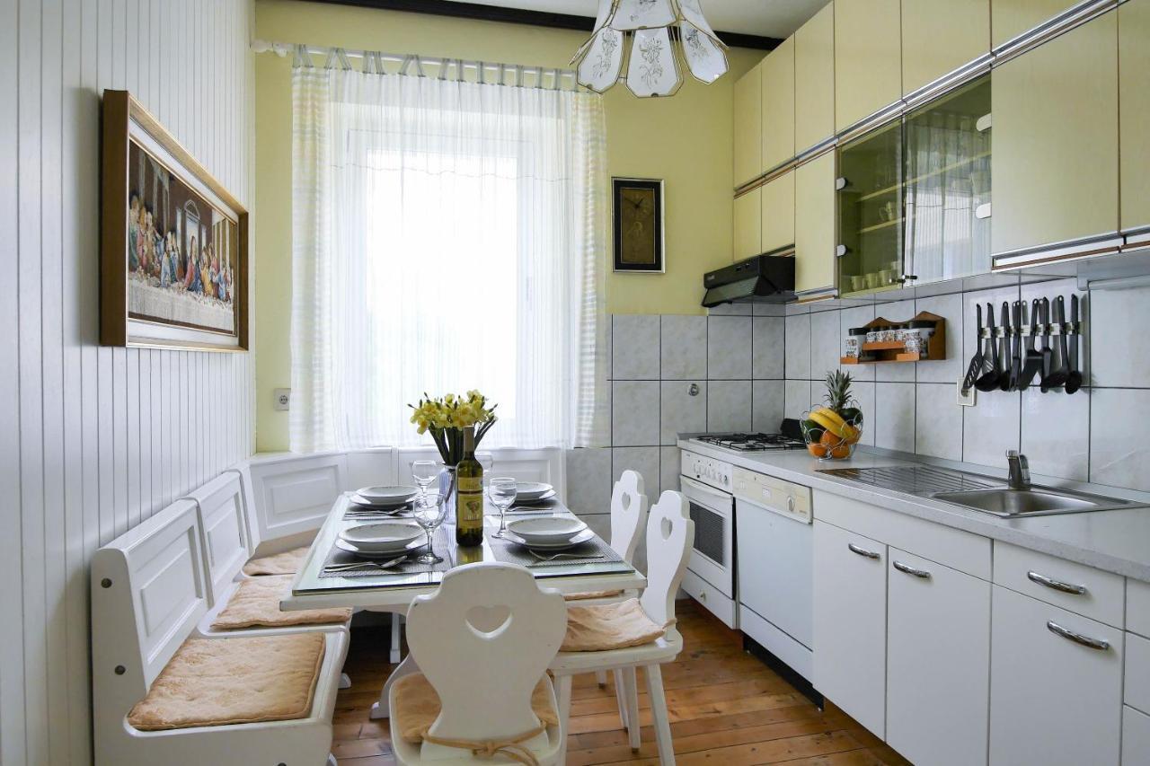 Apartment Beach Makarska Bagian luar foto
