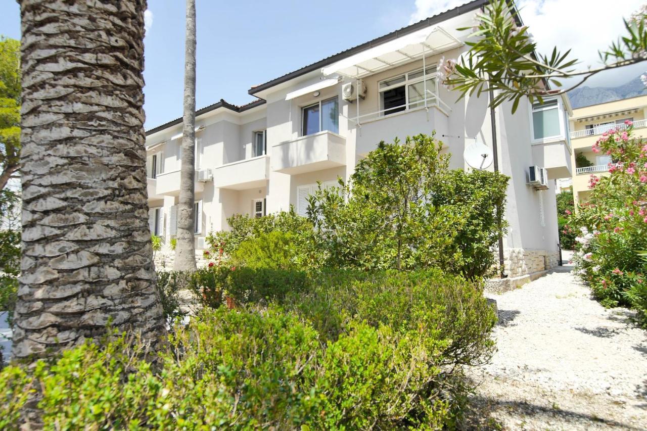 Apartment Beach Makarska Bagian luar foto