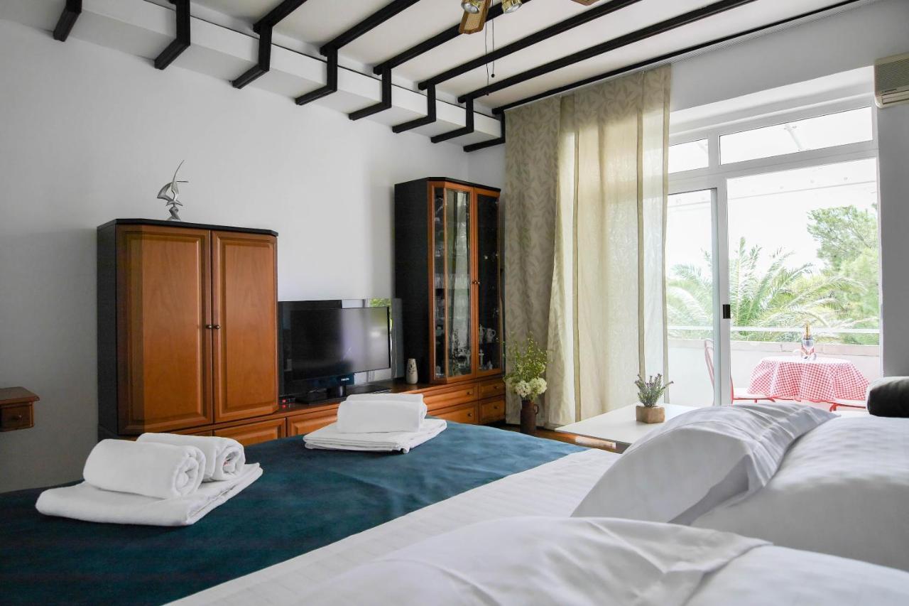 Apartment Beach Makarska Bagian luar foto